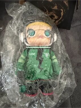 2016 Very Rare - Exclusive numbered 191/200 Kenny's Work 200% Space Molly.